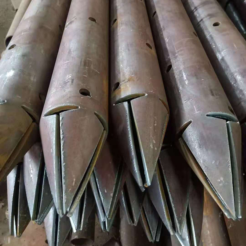 中站预埋注浆管